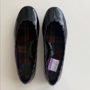 Born Glossy Black Women's Flats